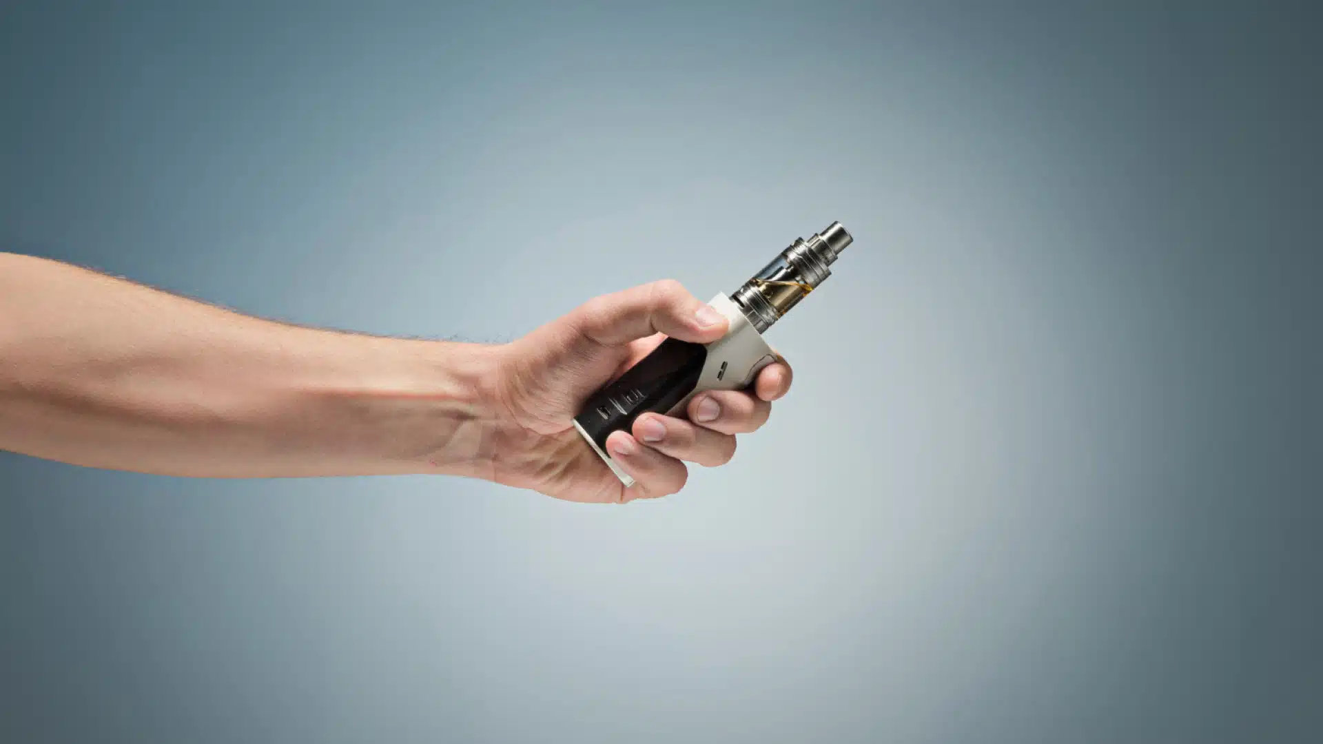 Comment utiliser une cigarette électronique à tirage serré ?
